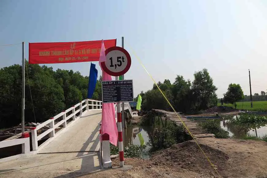 LỄ KHÁNH THÀNH XÂY CẦU TỪ THIỆN TẠI LONG AN